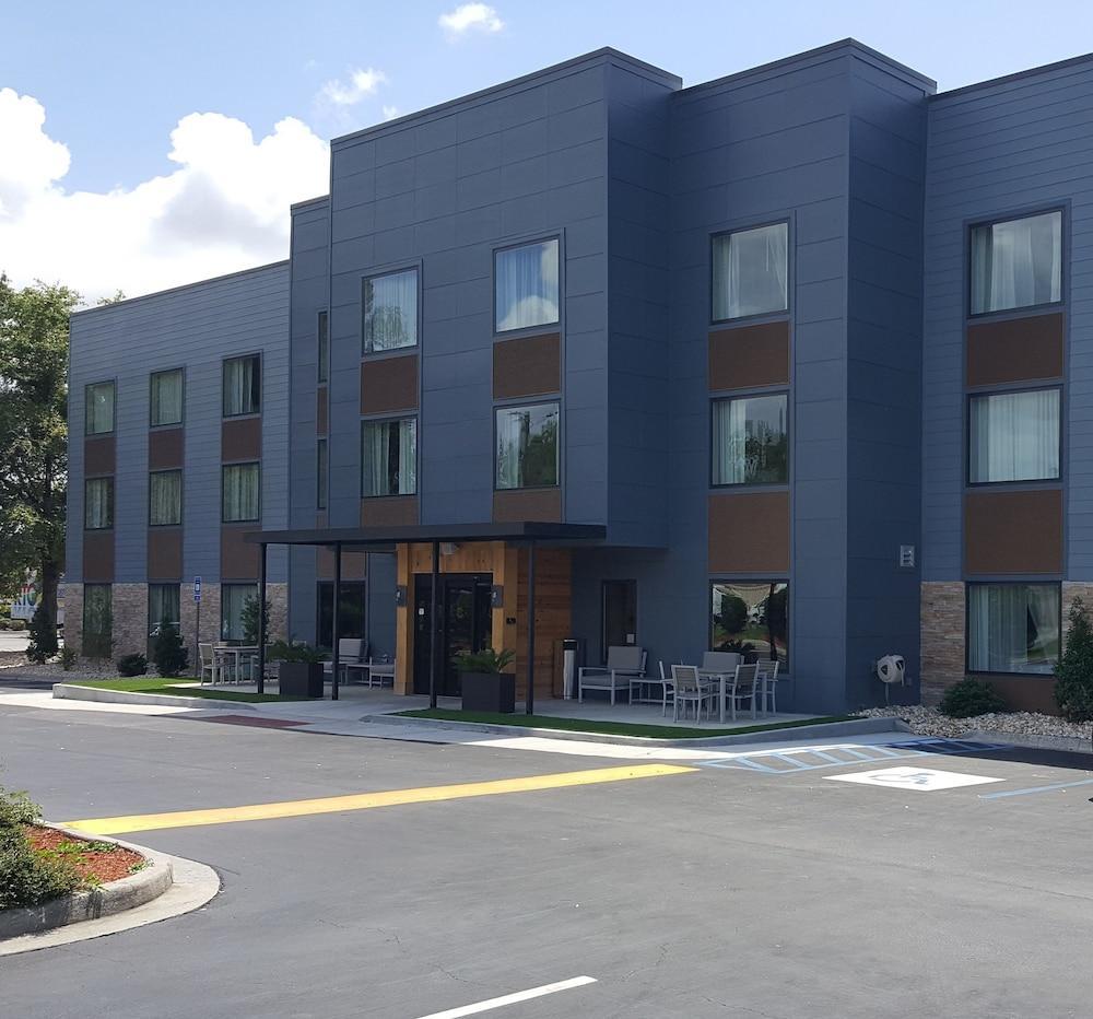Country Inn & Suites By Radisson, Savannah Midtown, Ga Exteriér fotografie