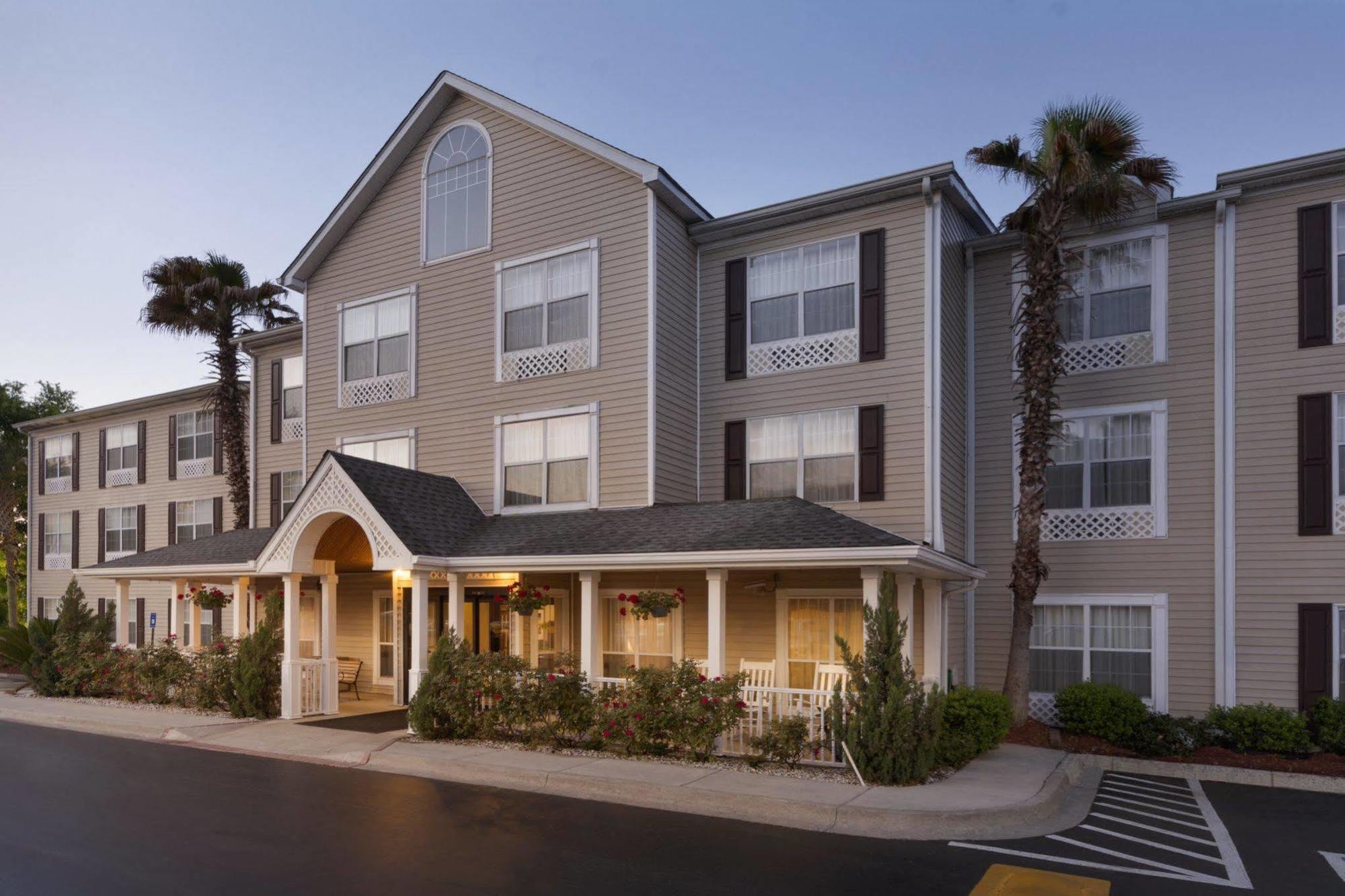 Country Inn & Suites By Radisson, Savannah Midtown, Ga Exteriér fotografie